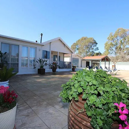 Holiday home Casa Con Piscina Privada, Cerca Del Mar, Aire Opcional, Wifi Gratis, Admiten Mascotas - Es-184-35 Riumar